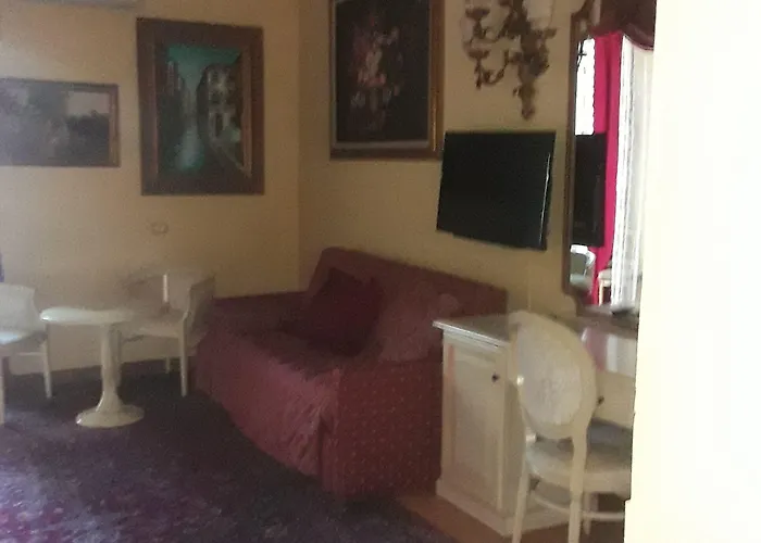 Domenico Florio Palace Bed & Breakfast 3*